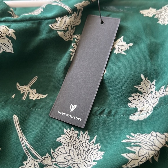 NWT Floral Dressed Up Dark Green Floral Print Midi Dress - Picture 4 of 6